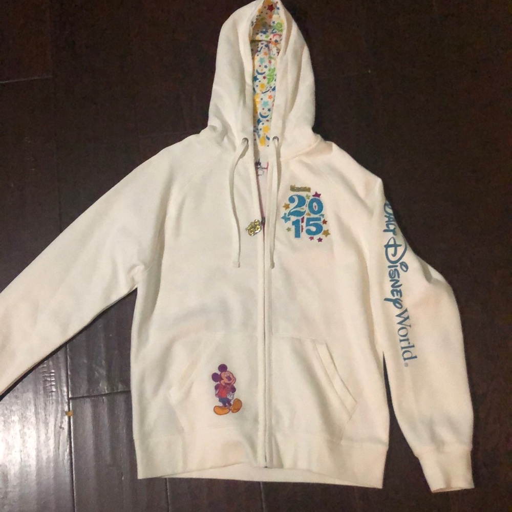 2015 Walt Disney Sweatshirt